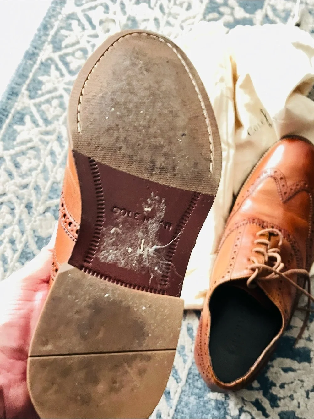 Like new- Cole Haan Men's Tan Leather Wingtip Oxford size 8